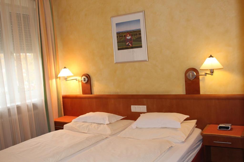 Landgasthof Hotel Muhr Gallbrunn Room photo